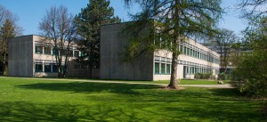 Die Grund- und Mittelschule an der Knappertsbuschstraße wird ab September mit einem Aufwand von rund 3,6 Millionen Euro saniert. Foto: Schule